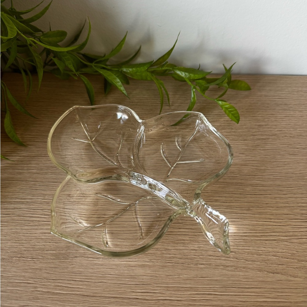 Clear Glass Leaf-Shaped Dish